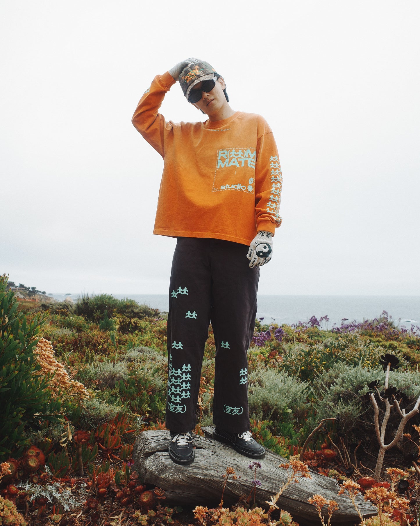 Roommates Logo Long Sleeves Tee