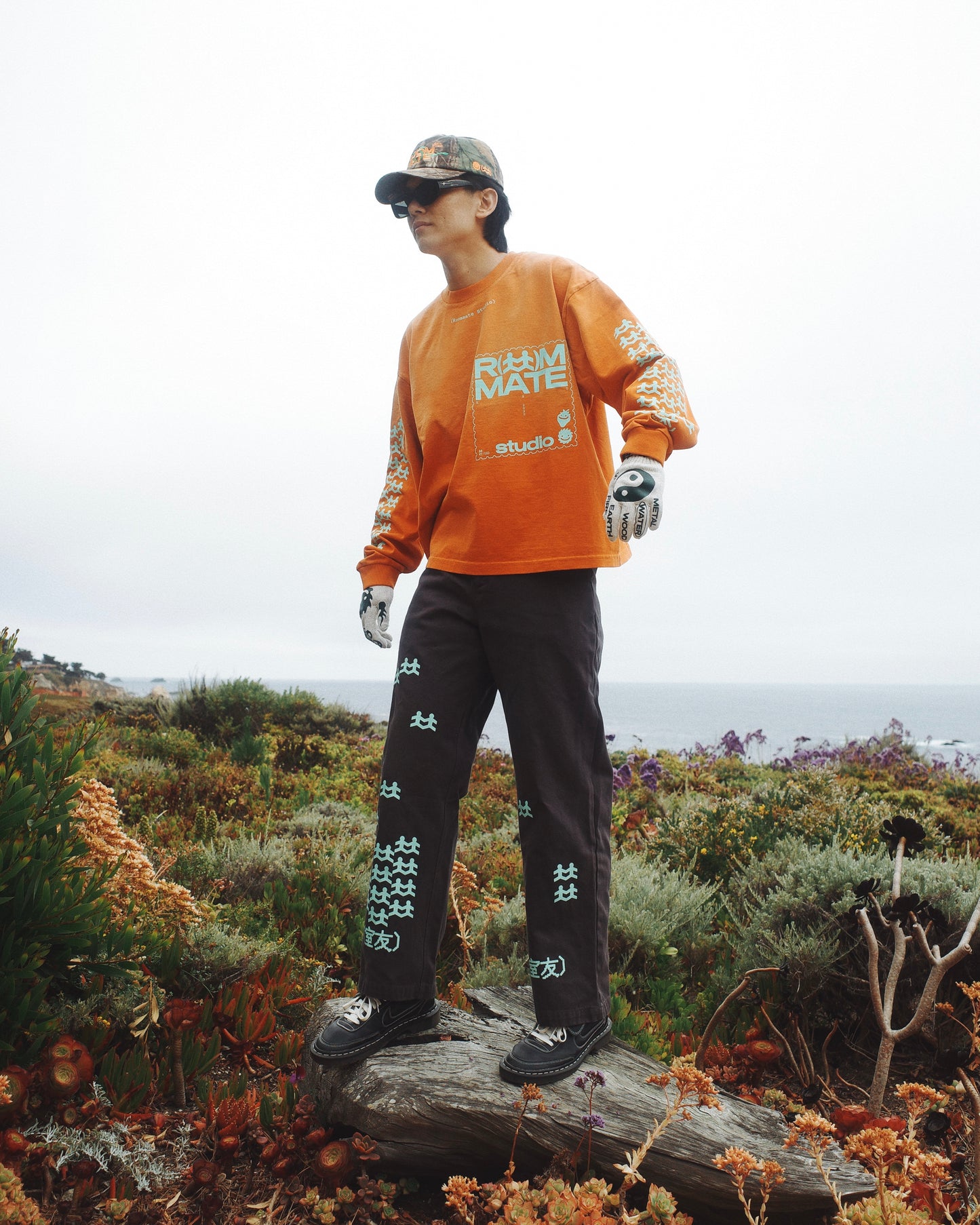 Roommates Logo Long Sleeves Tee